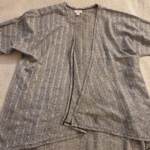 BLACK FRIDAY CLEAN OUT! LULAROE LINDSAY SIZE S